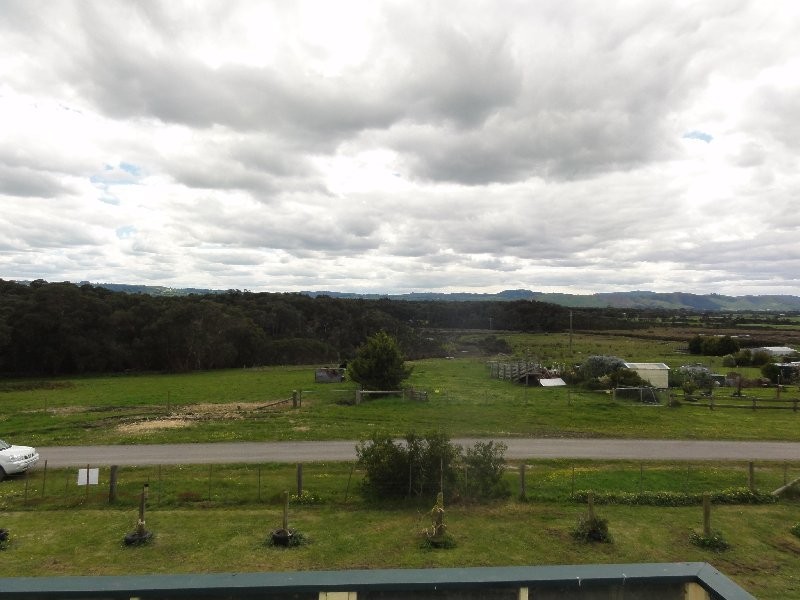 34 Old Hat Rd, Foster VIC 3960