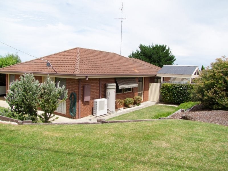7 NOEL COURT, Leongatha VIC 3953