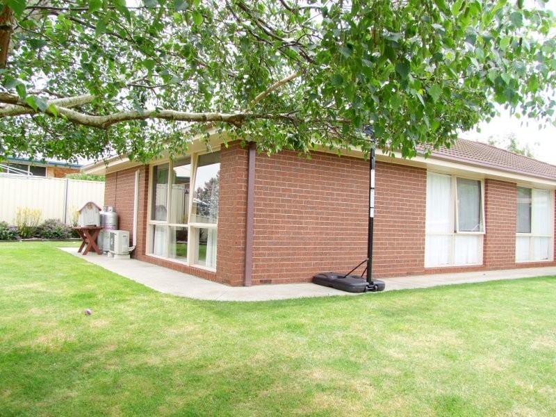 7 NOEL COURT, Leongatha VIC 3953