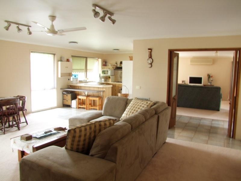 7 NOEL COURT, Leongatha VIC 3953