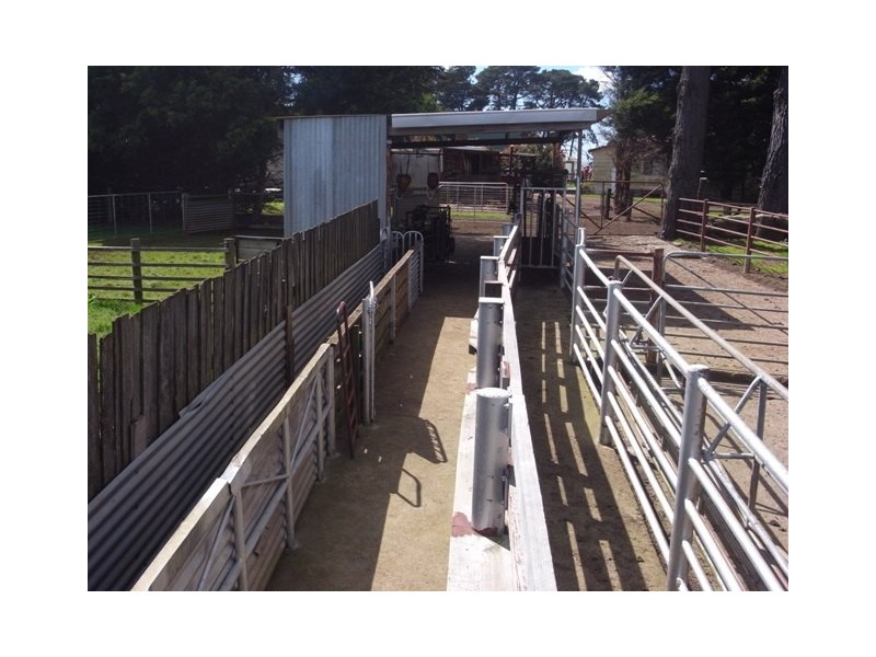 49 Childers Connection Road and 64 Vincent Street, Childers VIC 3824