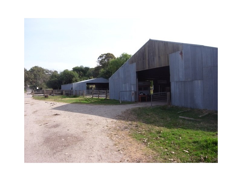 240 Ellis Road, Tonimbuk VIC 3815