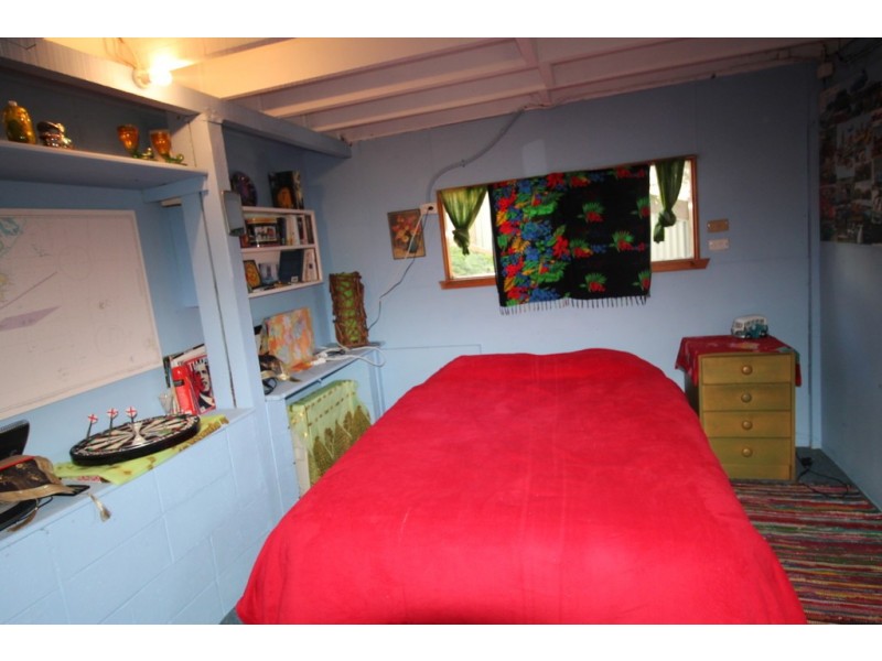 28 Ennisvale Ave, Sandy Point VIC 3959