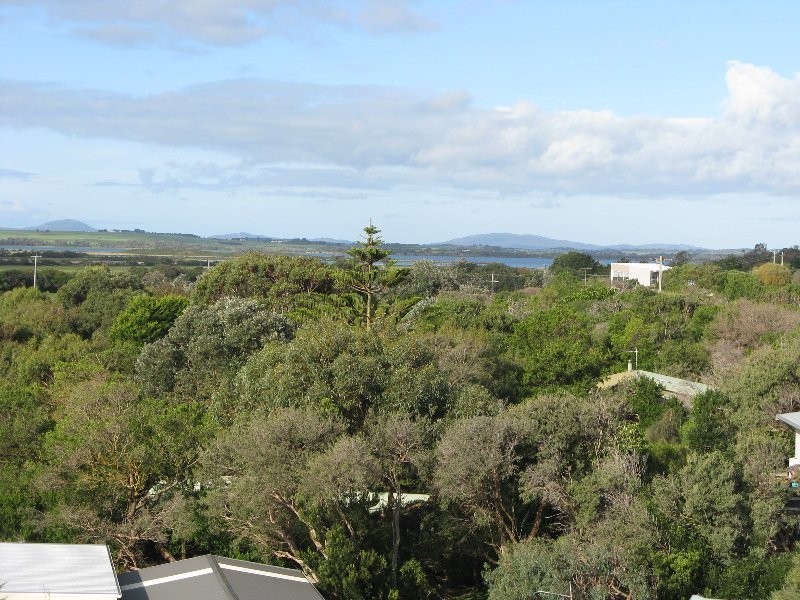 41 Sunshine Rise, Sandy Point VIC 3959