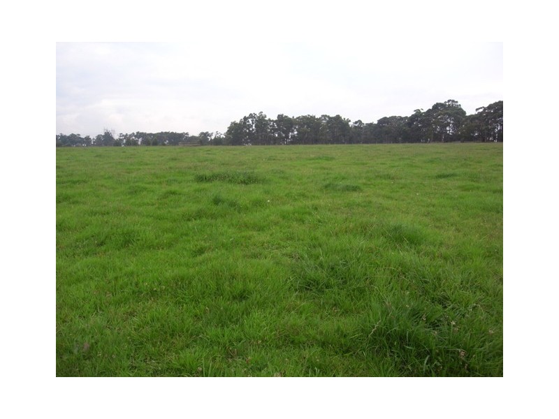 Curries Road, Drouin South VIC 3818