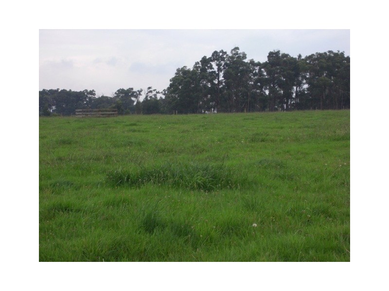 Curries Road, Drouin South VIC 3818