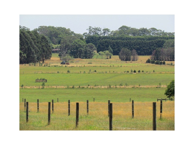 Curries Road, Drouin South VIC 3818