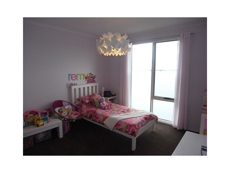 18 Bell Park Close, Warragul VIC 3820