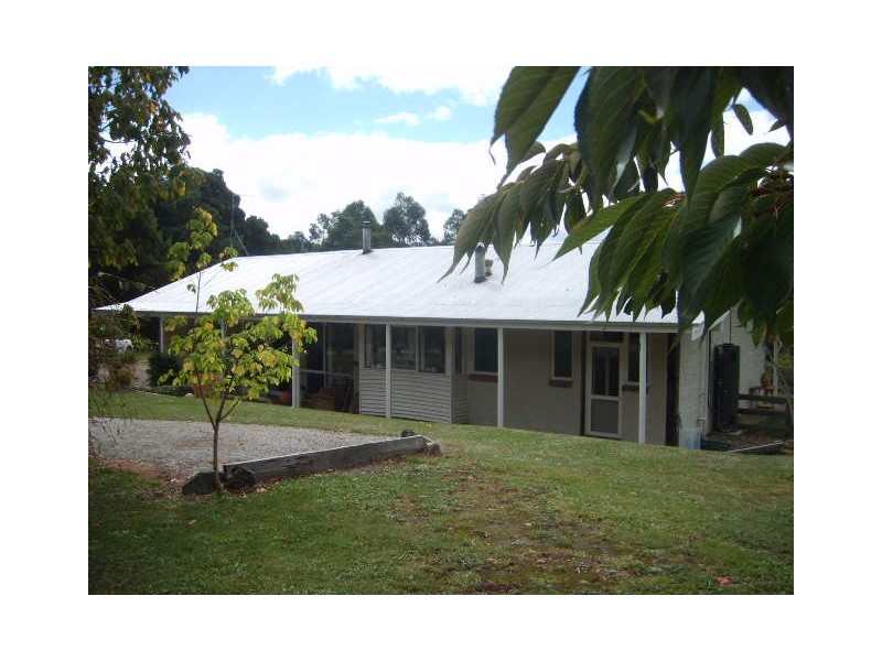 40 Lyrebird Lane, Foster VIC 3960