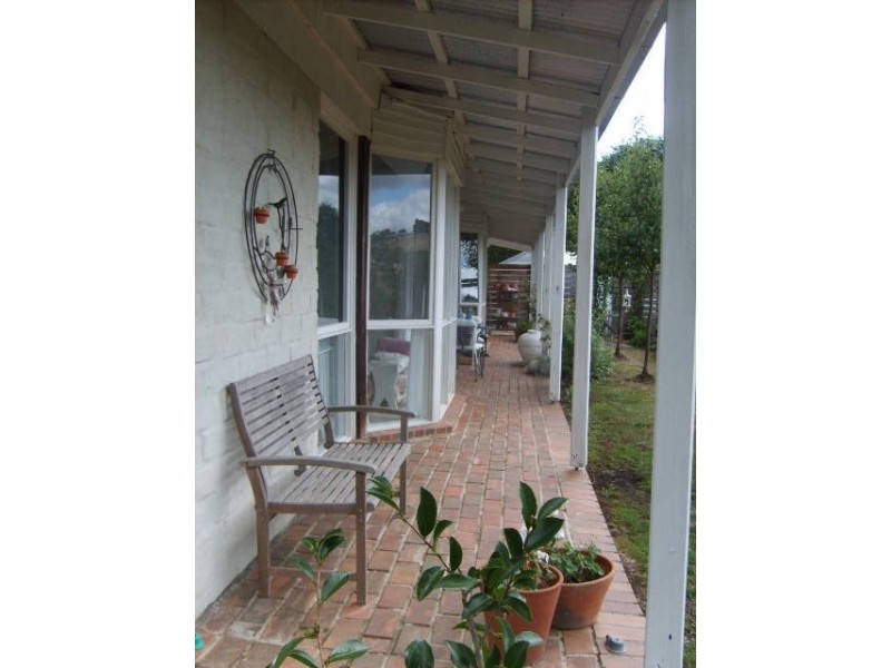 40 Lyrebird Lane, Foster VIC 3960