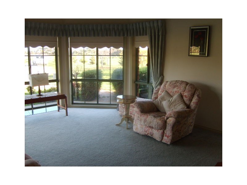 98 Lanes Rd, Welshpool VIC 3966