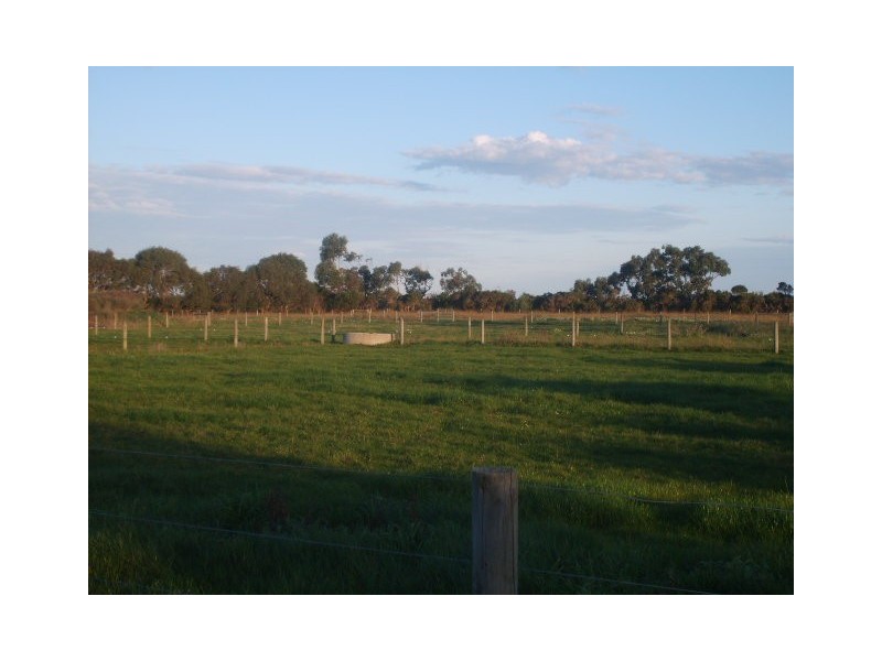 98 Lanes Rd, Welshpool VIC 3966