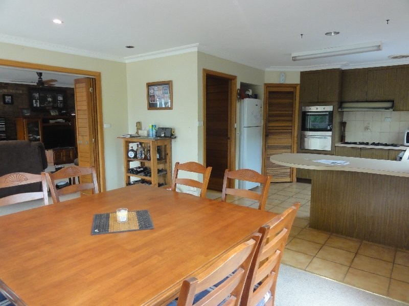 6 Hall Rd, Foster VIC 3960