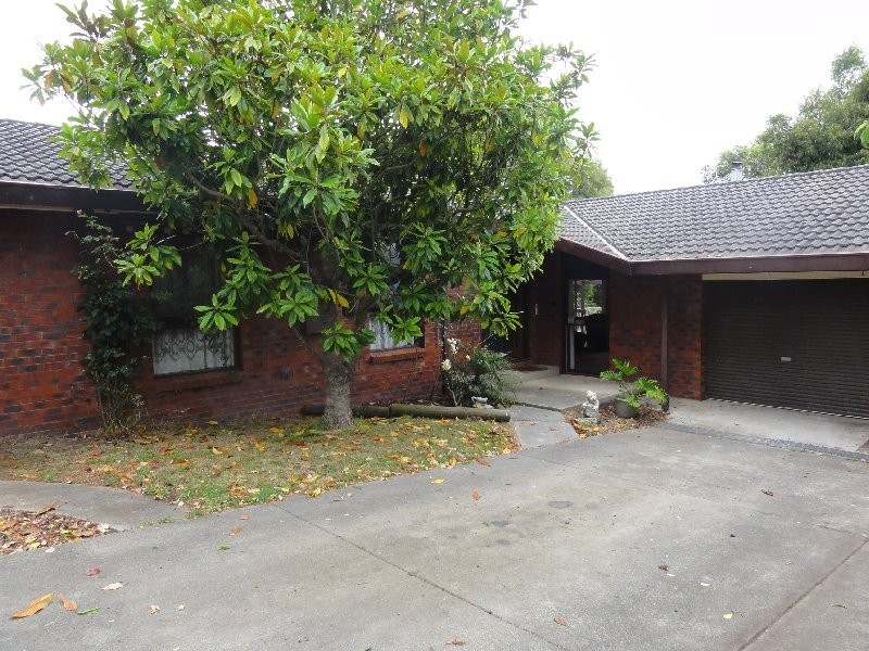 6 Hall Rd, Foster VIC 3960