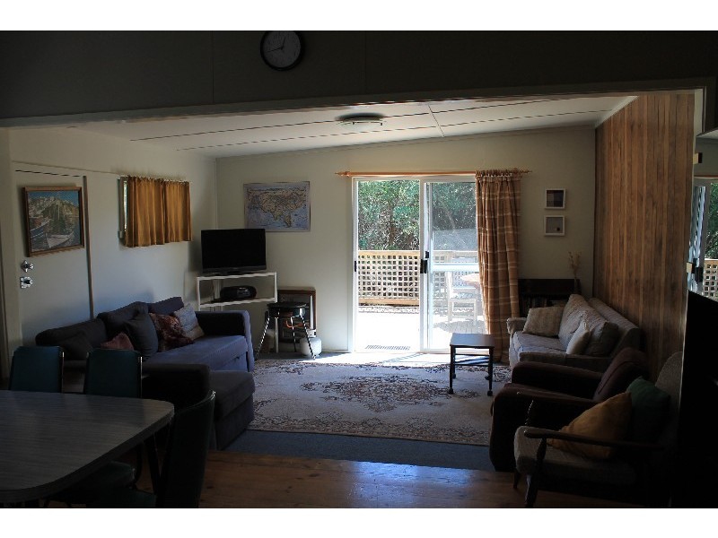 18 Acacia Street, Sandy Point VIC 3959