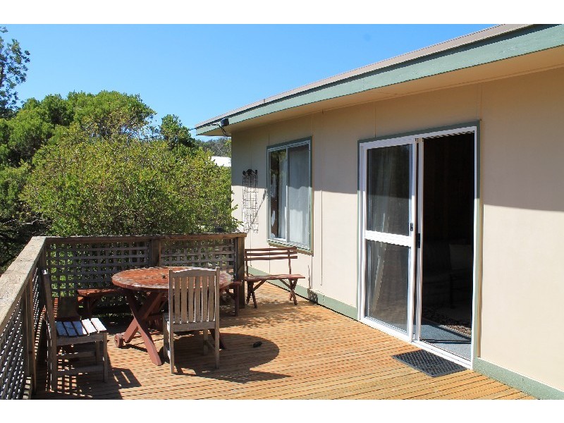 18 Acacia Street, Sandy Point VIC 3959