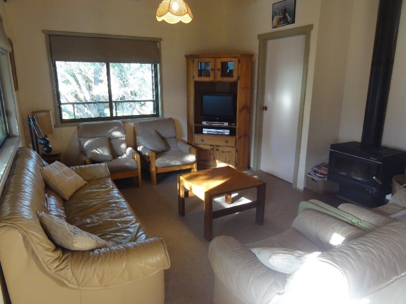 12 Anderson Ave, Sandy Point VIC 3959