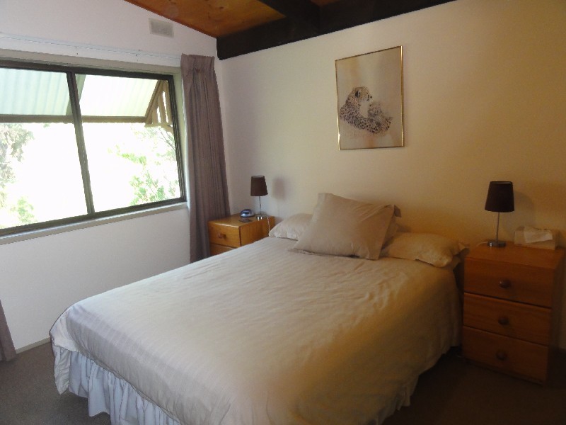 12 Anderson Ave, Sandy Point VIC 3959