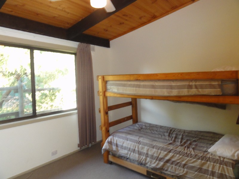 12 Anderson Ave, Sandy Point VIC 3959