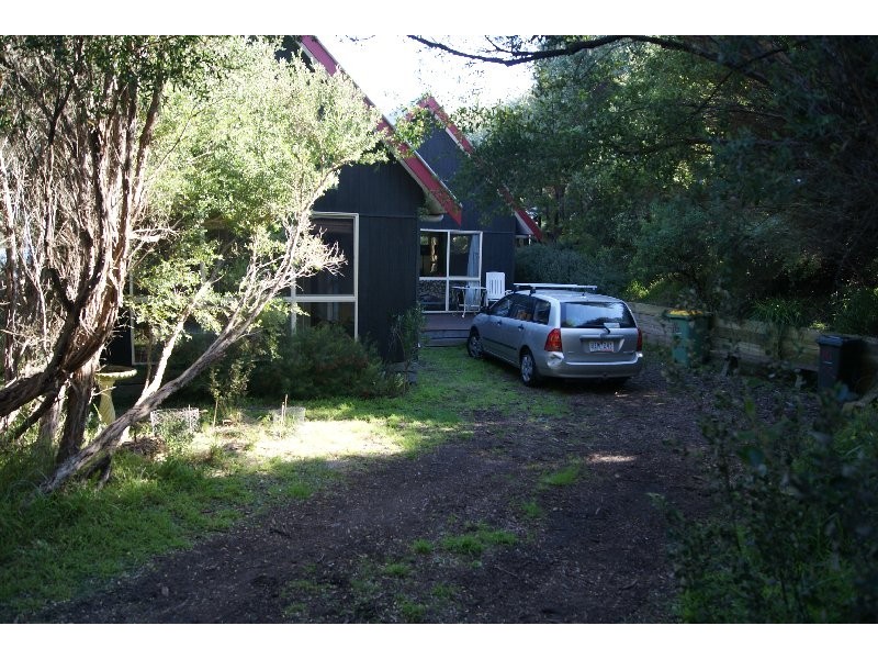 16 Graeme Grove, Sandy Point VIC 3959