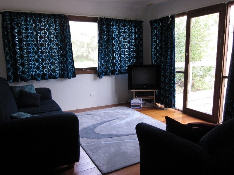 69 Beach Parade, Sandy Point VIC 3959