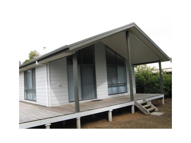 58 Banksia Ave, Sandy Point VIC 3959