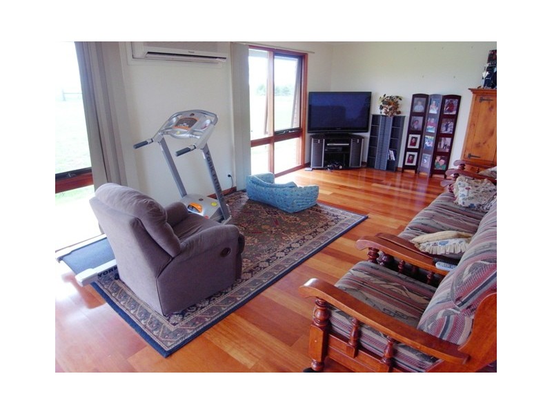 315 Higgs Road, Drouin VIC 3818