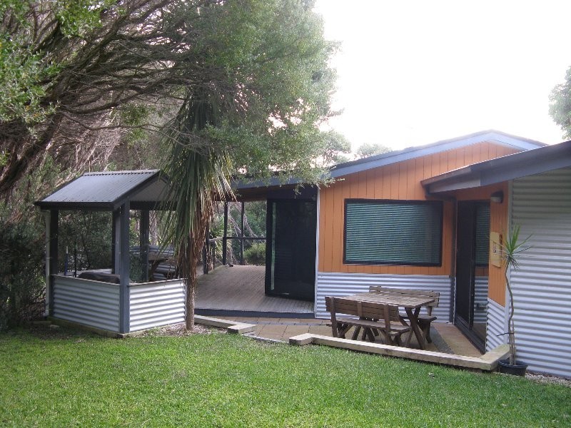 1 Fifth Ave, Sandy Point VIC 3959