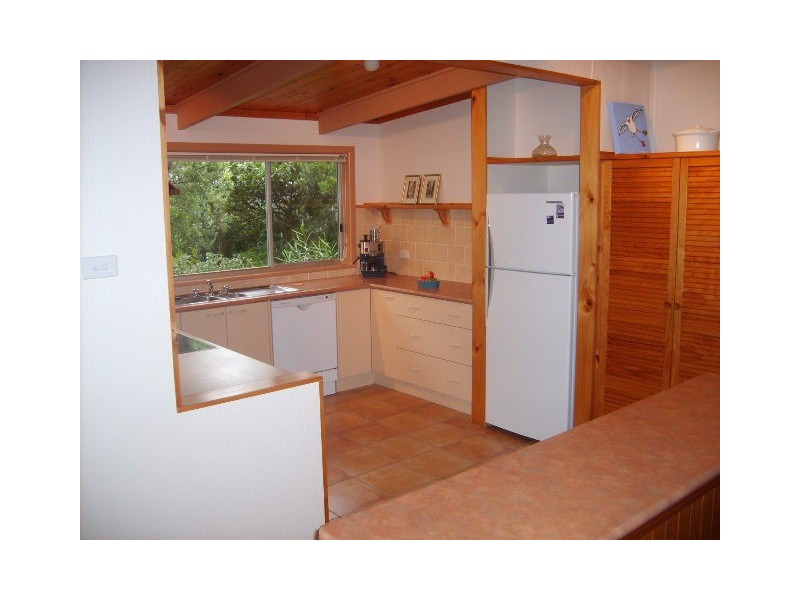 8 The Boulevard, Sandy Point VIC 3959