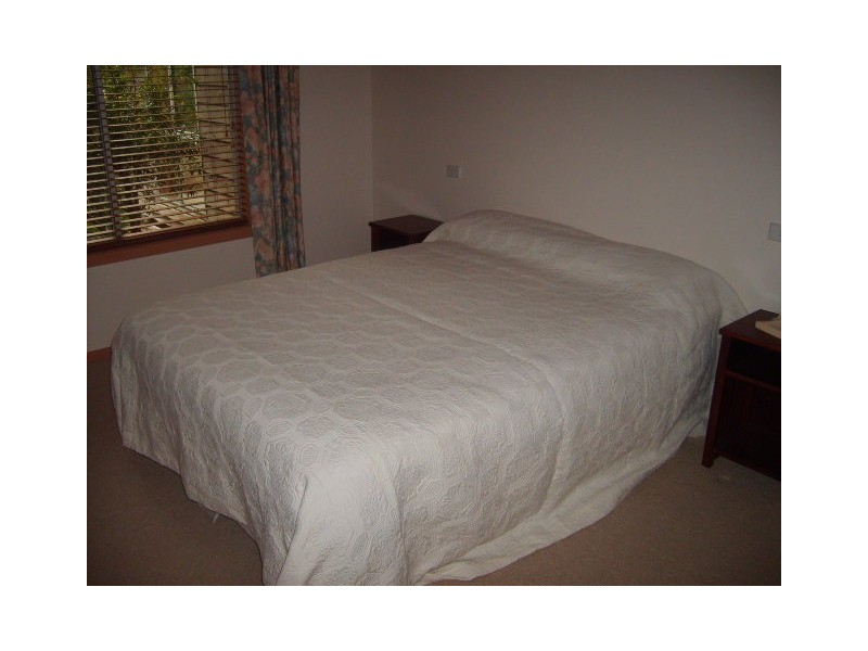 8 The Boulevard, Sandy Point VIC 3959