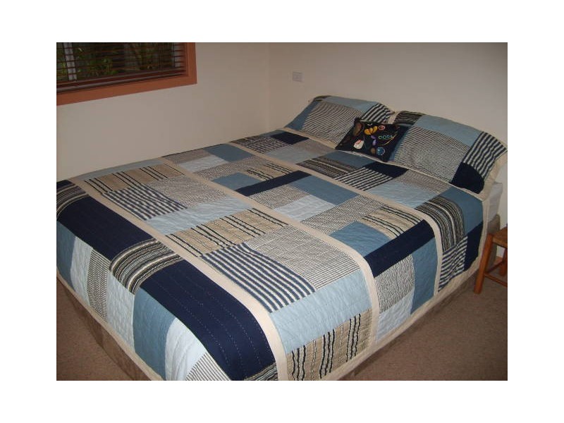 8 The Boulevard, Sandy Point VIC 3959