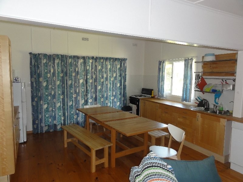 100 Beach Parade, Sandy Point VIC 3959
