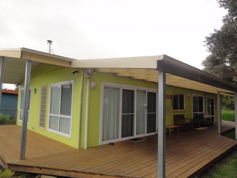 26 Acacia St, Sandy Point VIC 3959