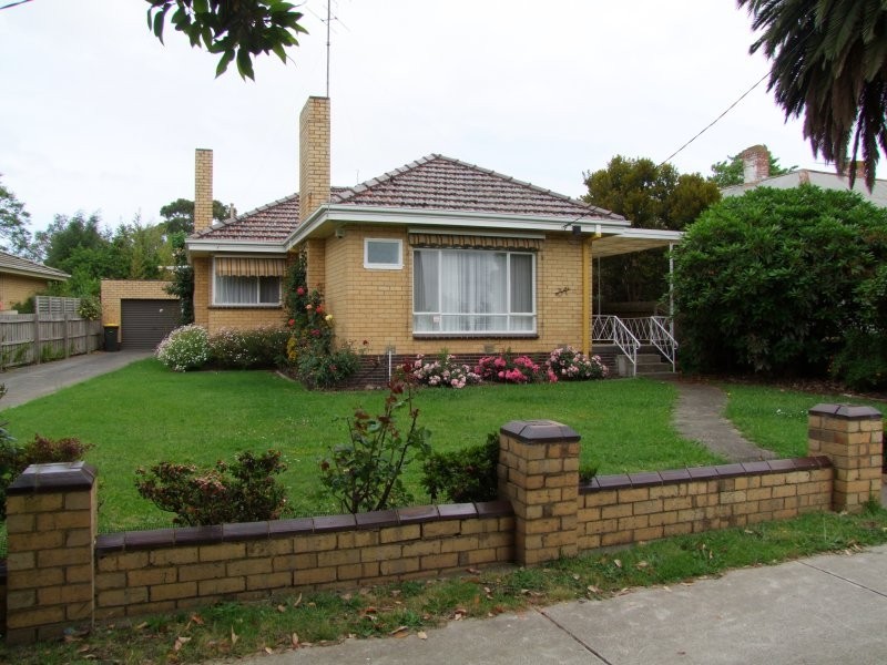 34 Jeffrey Street, Leongatha VIC 3953