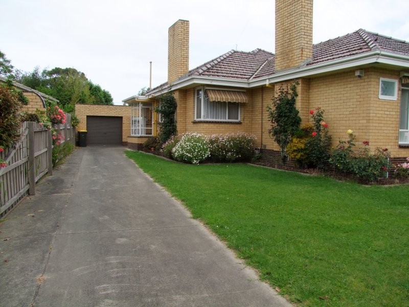 34 Jeffrey Street, Leongatha VIC 3953
