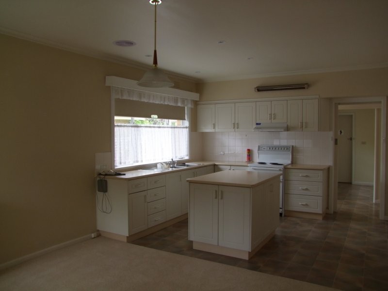 34 Jeffrey Street, Leongatha VIC 3953