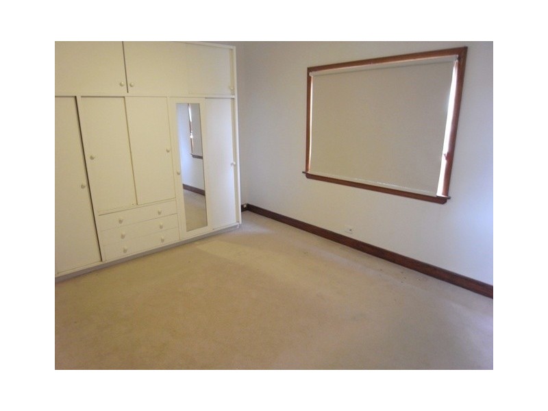 84 Clifford Street, Warragul VIC 3820
