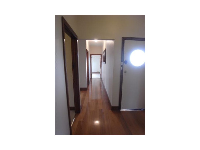 84 Clifford Street, Warragul VIC 3820