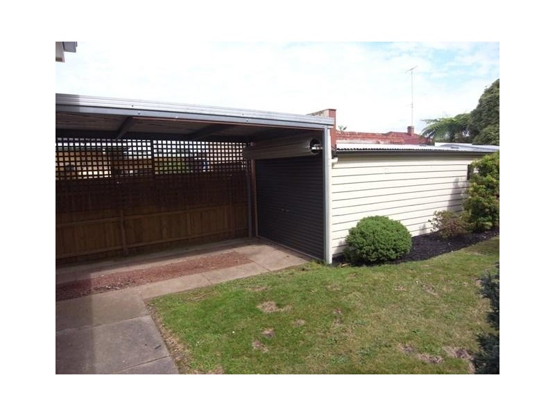 84 Clifford Street, Warragul VIC 3820