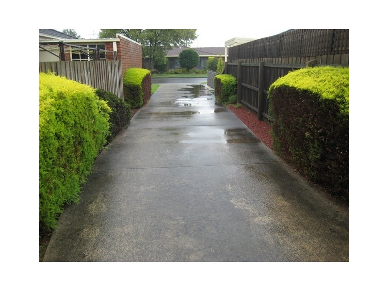 2/14 Cambridge Drive, Warragul VIC 3820