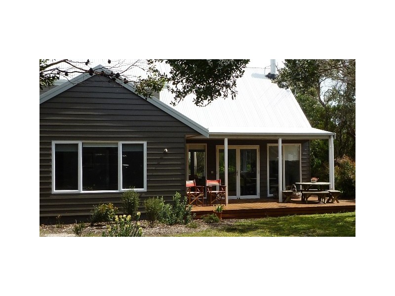 5 Park Ave, Sandy Point VIC 3959