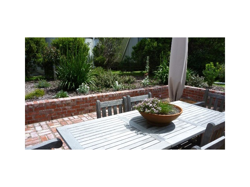 5 Park Ave, Sandy Point VIC 3959