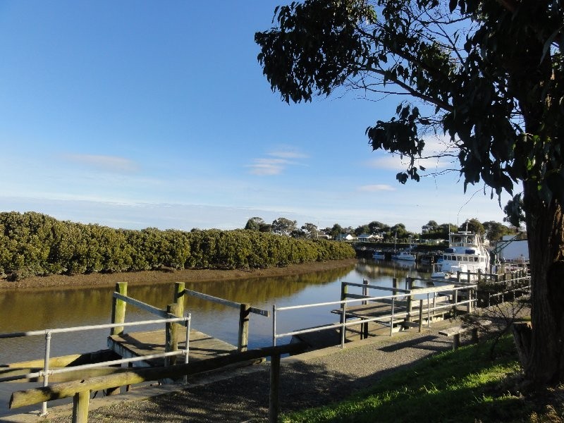 22 Franklin St, Port Franklin VIC 3964