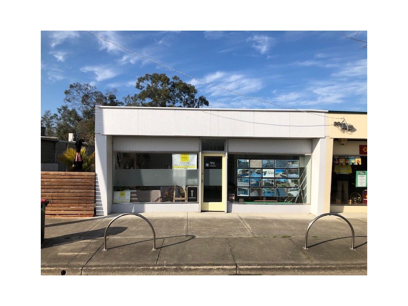 16 Main Street, Welshpool VIC 3966