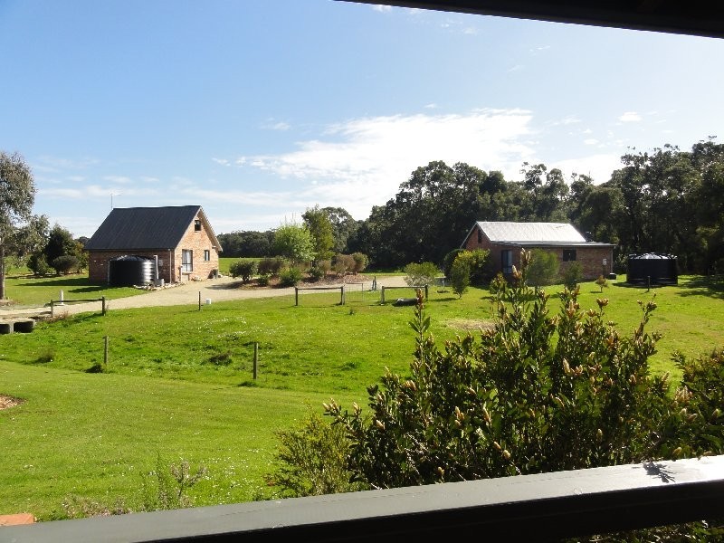 1075 Waratah Rd, Waratah North VIC 3959