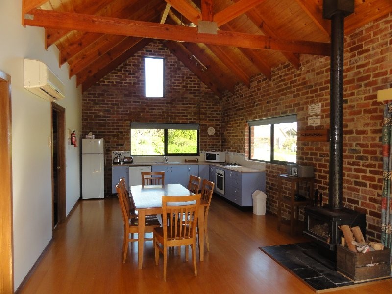 1075 Waratah Rd, Waratah North VIC 3959