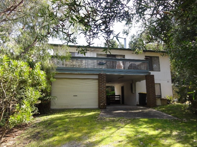 19 Birrahlea Street, Waratah Bay VIC 3959