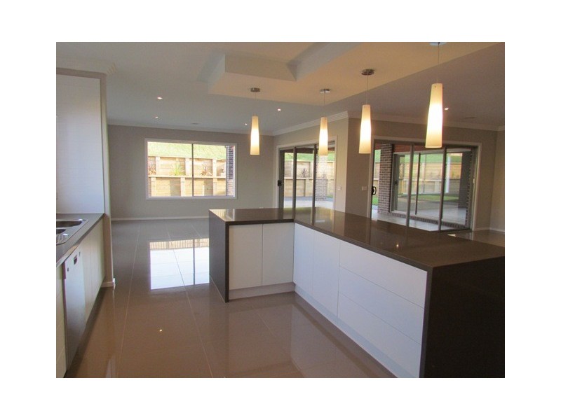 37 Glendon Drive, Warragul VIC 3820
