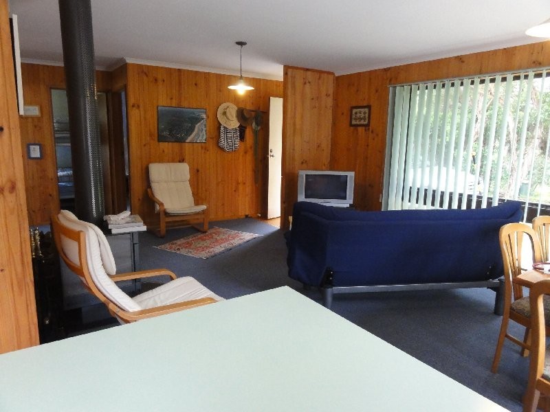 12 Tecoma Ave, Sandy Point VIC 3959