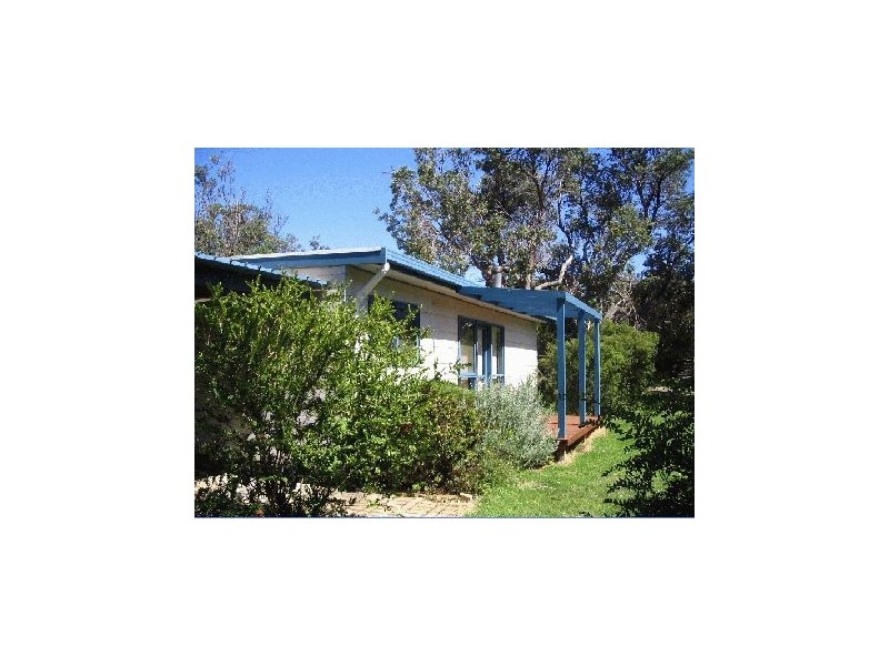 41 Ash Ave, Sandy Point VIC 3959